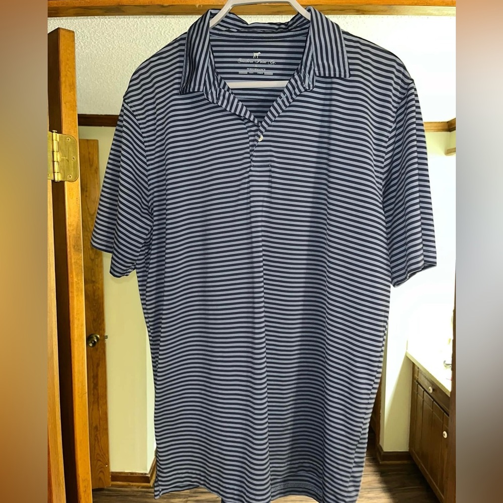 Southern Point Co. Men’s polo, size large